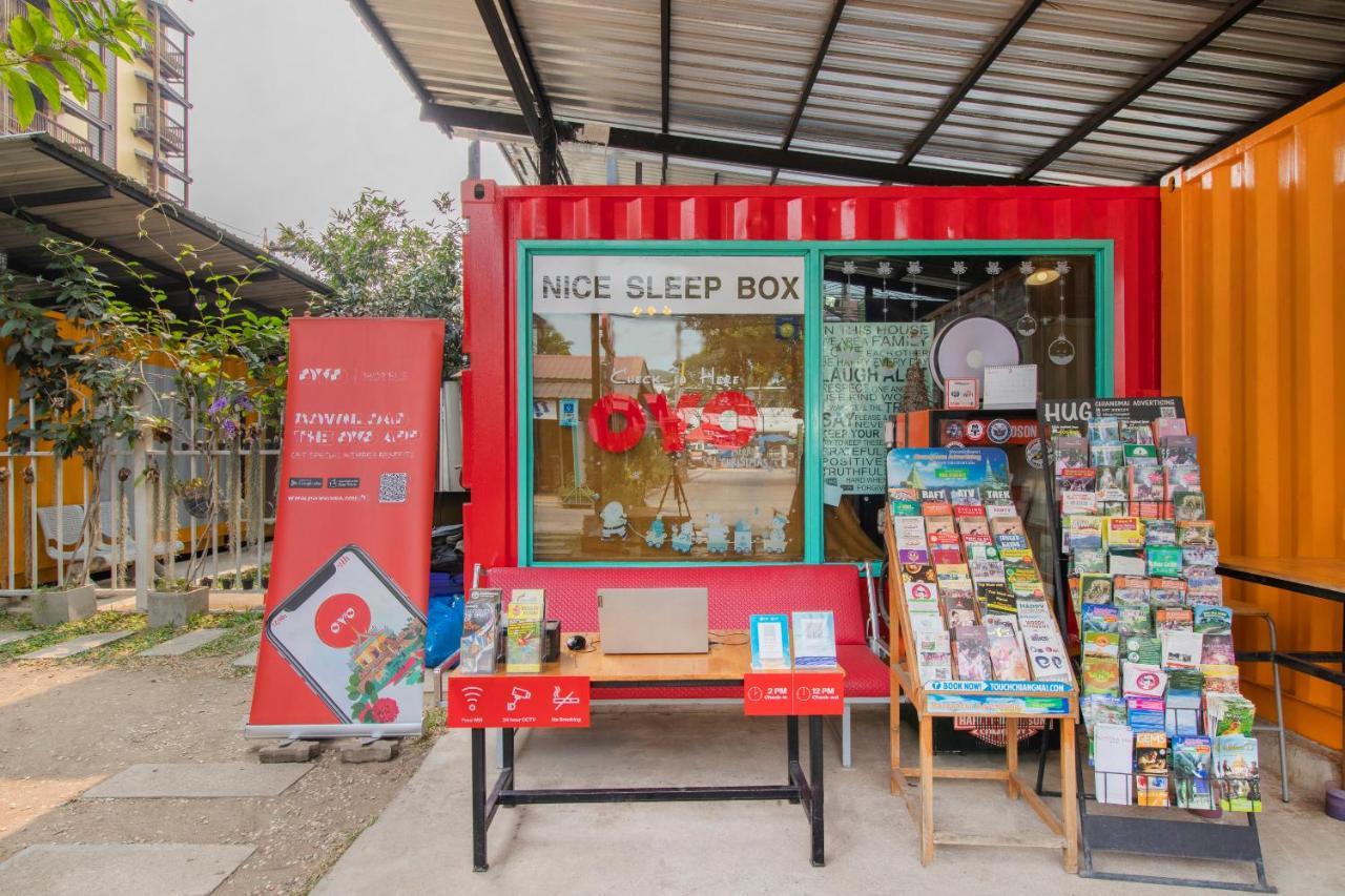 Oyo 673 Nice Sleep Box Hotel Чиангмай Екстериор снимка